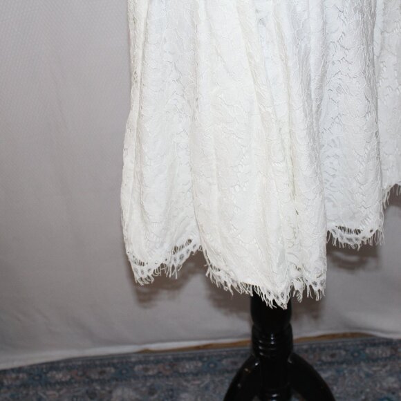 SALE Lulus Lace Mini Dress WHITE 1/2 Sleeve Scalloped Hem SMALL S EUC SKATER - Picture 7 of 13